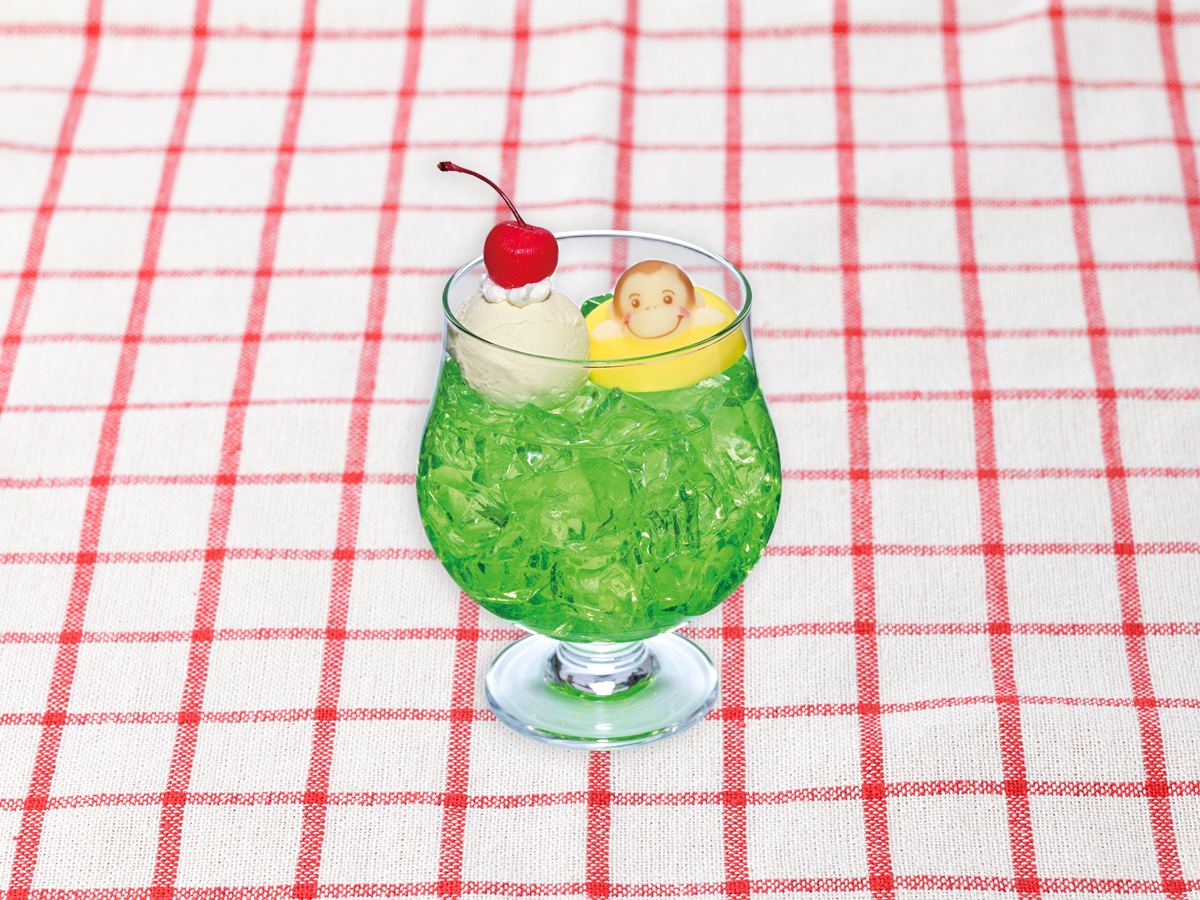 うきわでぷかぷか！カラフルクリームソーダ